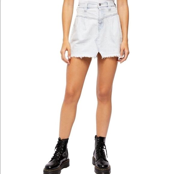 Free People Sidecar Denim Mini-Skirt 26 or 27 NWT - Picture 6 of 12